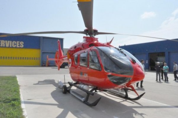 Consiliul Judeţean şi-a încredinţat elicopterul Aeroportului Tuzla